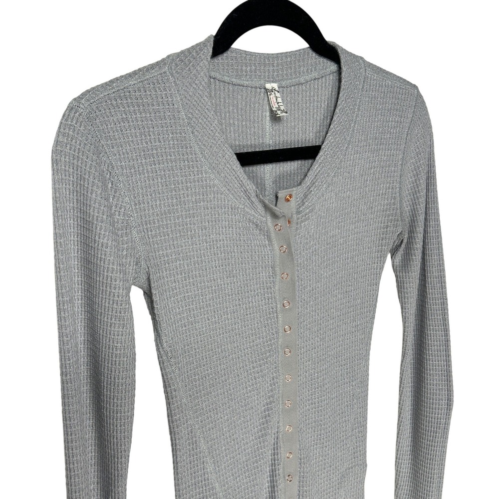 Free People We The Free Grey Waffle Knit Snap Front Henley Thermal Top‎